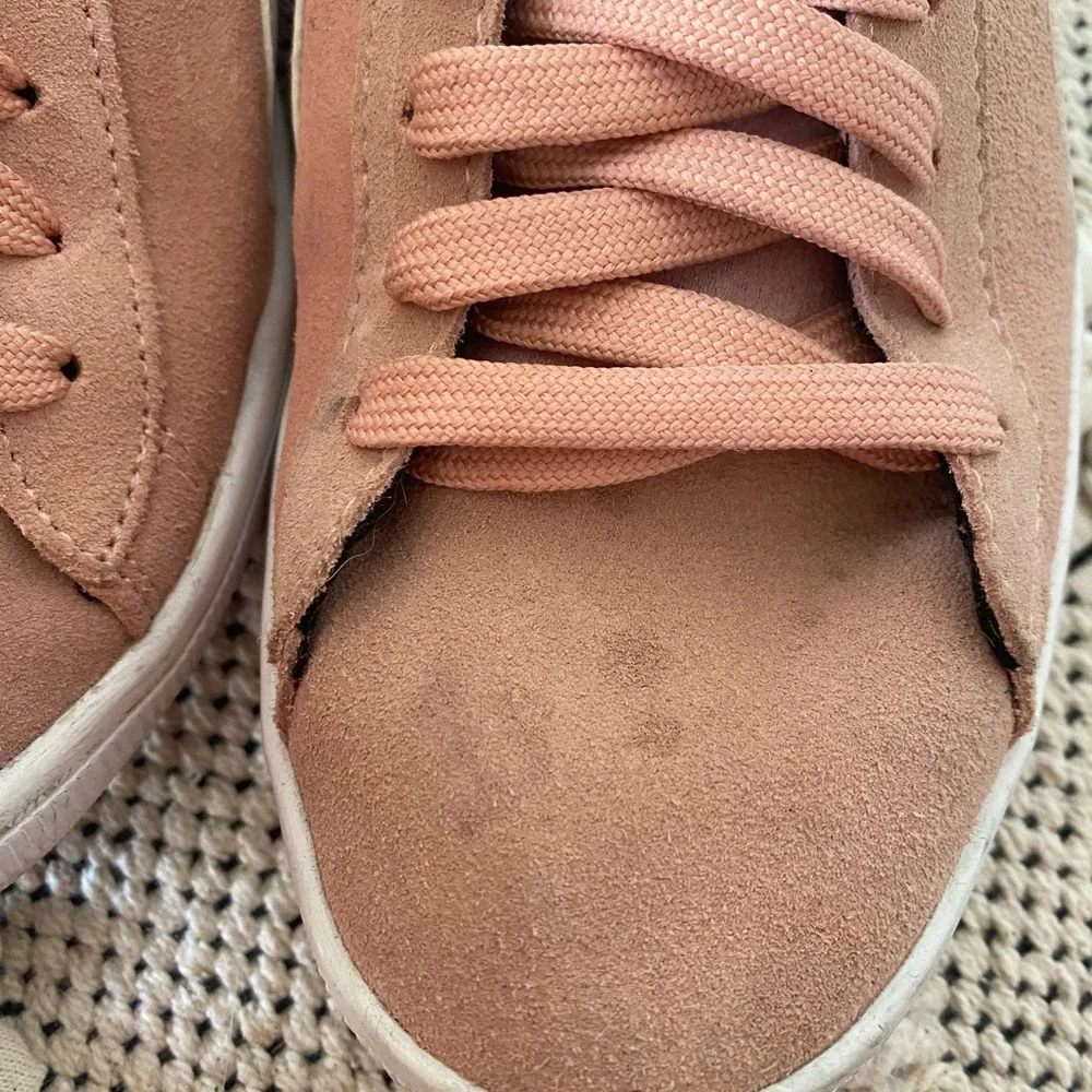 Peach Pumas - Picture 3 of 7